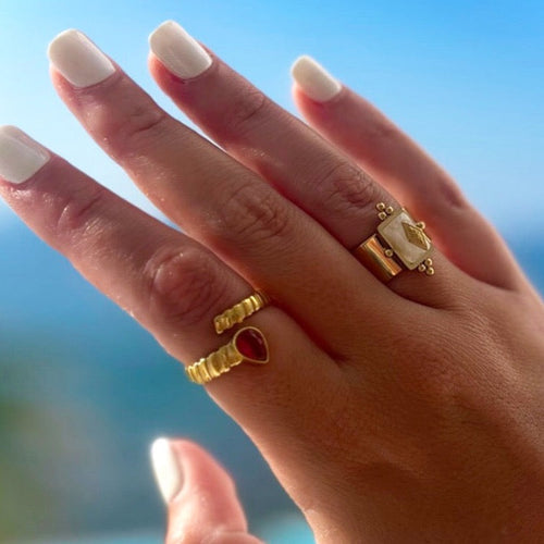 Luna Luxe 18k Gold Plated Wide Band Irregular Crystal Ring