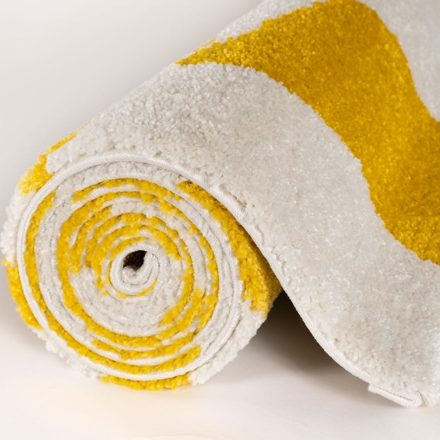 Joli Checkered Yellow & White Rug