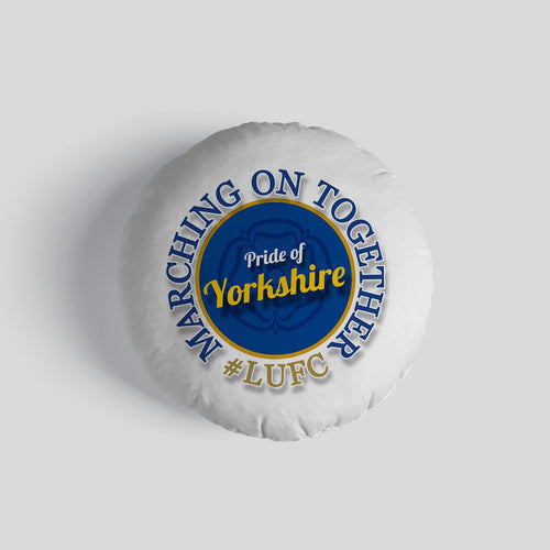 Leeds marching on together- Football Legends - Circle Cushion 14"