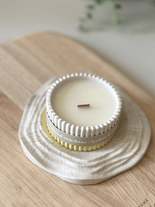 Lychee Stoneware Soy Candle – Summer-Inspired Tropical Fragrance
