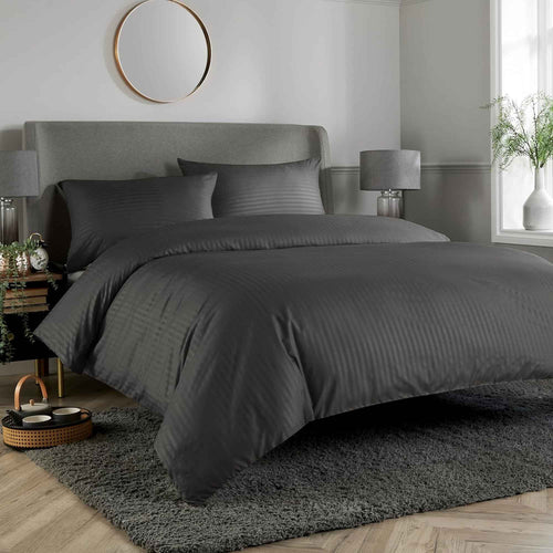 OLIVIA ROCCO Mayfair Stripe Satin Reversible Duvet Cover Set With Comforter Multiple