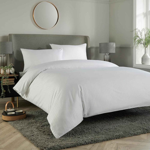 OLIVIA ROCCO Mayfair Stripe Satin Reversible Duvet Cover Set With Comforter Multiple