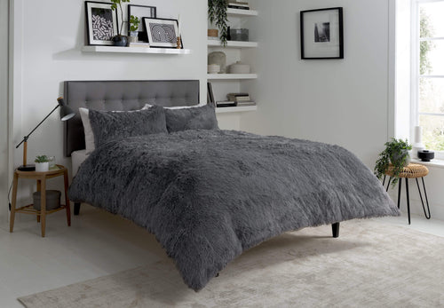 OLIVIA ROCCO Snuggle And Cuddle Faux Fur Duvet Set Extra-Soft Long Pile Winter Warmth