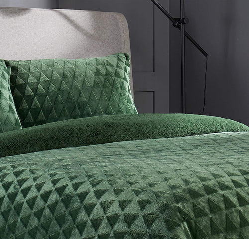 OLIVIA ROCCO Geometric Reversible Teddy Bear Faux Fur Duvet Set Ultra Soft Bedding