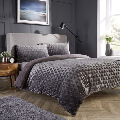 OLIVIA ROCCO Geometric Reversible Teddy Bear Faux Fur Duvet Set Ultra Soft Bedding