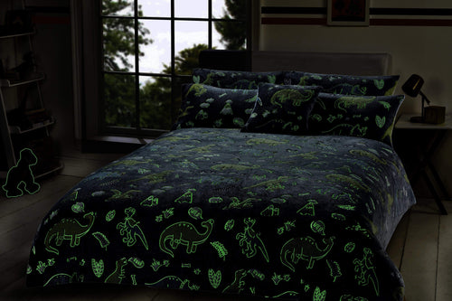 OLIVIA ROCCO Dinosaur Glow In The Dark Teddy Fleece Duvet Set With Bed Throw And Cushion