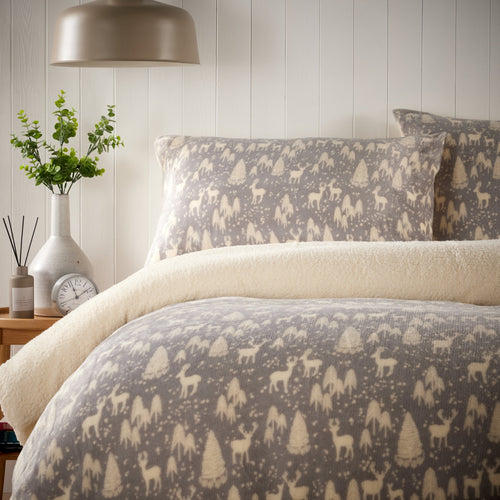 OLIVIA ROCCO Woodland Animals Teddy Fleece Duvet Set With Reversible Sherpa Winter