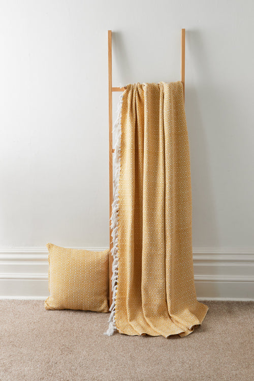 OLIVIA ROCCO Regal Handwoven Pure Cotton Throw Blanket Diamond Geometric Pattern