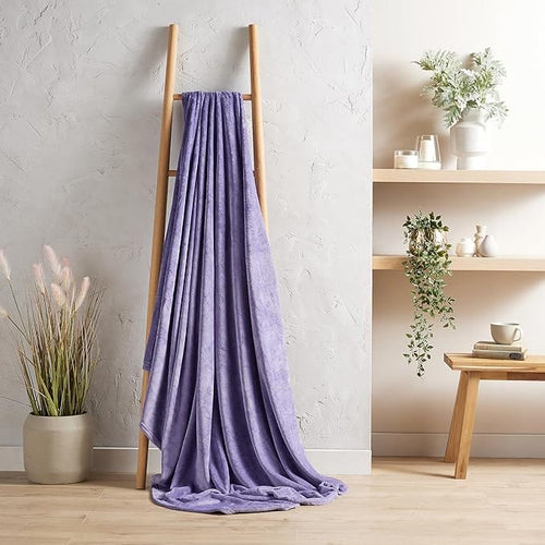 OLIVIA ROCCO Flannel Ultra Soft Fleece Throw Blanket Lightweight All Season For Bed Sofa