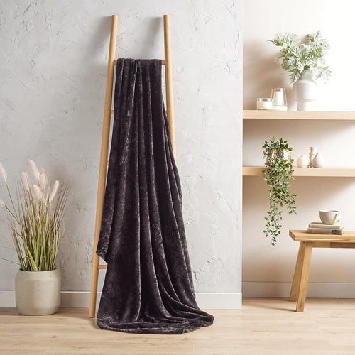 OLIVIA ROCCO Flannel Ultra Soft Fleece Throw Blanket Lightweight All Season For Bed Sofa