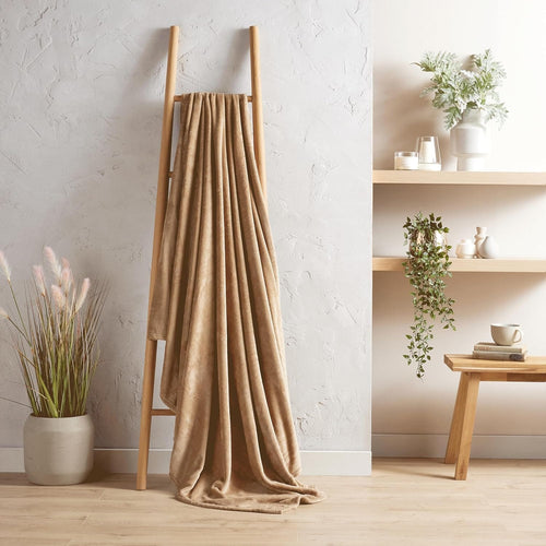 OLIVIA ROCCO Flannel Ultra Soft Fleece Throw Blanket Lightweight All Season For Bed Sofa