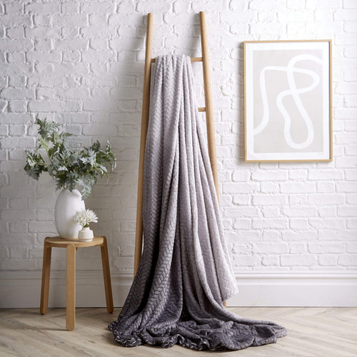 OLIVIA ROCCO Chevron Ombre Throw Blanket Oversized Chunky Soft Fleece for Sofa or Bed