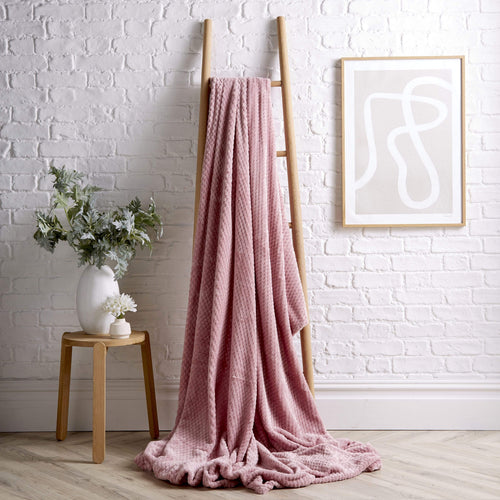 OLIVIA ROCCO Cloud Honeycomb Throw Oversized Chunky Soft Fleece Blanket Faux Fur