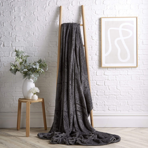 OLIVIA ROCCO Cloud Honeycomb Throw Oversized Chunky Soft Fleece Blanket Faux Fur