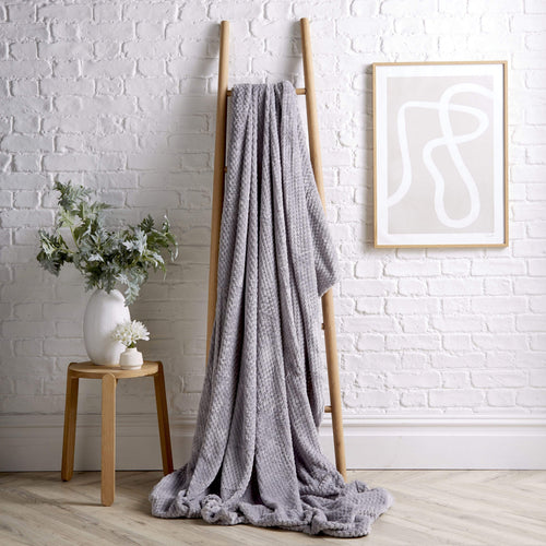 OLIVIA ROCCO Cloud Honeycomb Throw Oversized Chunky Soft Fleece Blanket Faux Fur