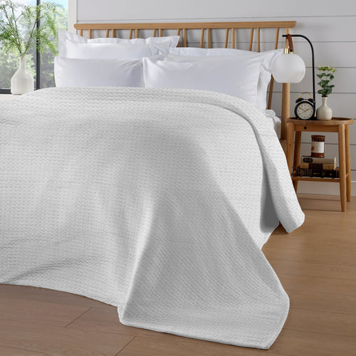 OLIVIA ROCCO Florian Checked Throw Blanket White 100% Cotton Bedspread For Sofa And Bed
