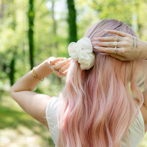 Oversized Plastic-Free Honeycomb Scrunchie – Organic Cotton