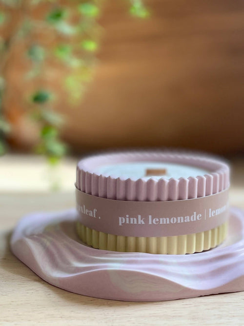 Pink Lemonade Stoneware Soy Candle – Raspberry & Lemon Burst