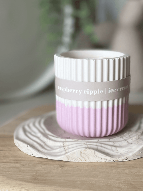 Raspberry Ripple Stoneware Soy Candle – Sustainable Fruity Scent