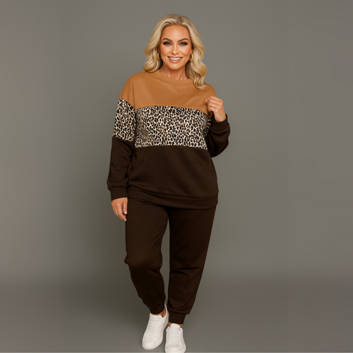 Tracksuit with Straight Leopard Panels