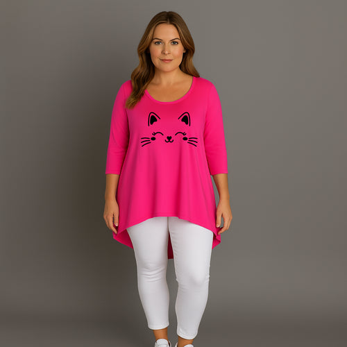 Cat Face 3/4 Sleeve Dipped Hem Top