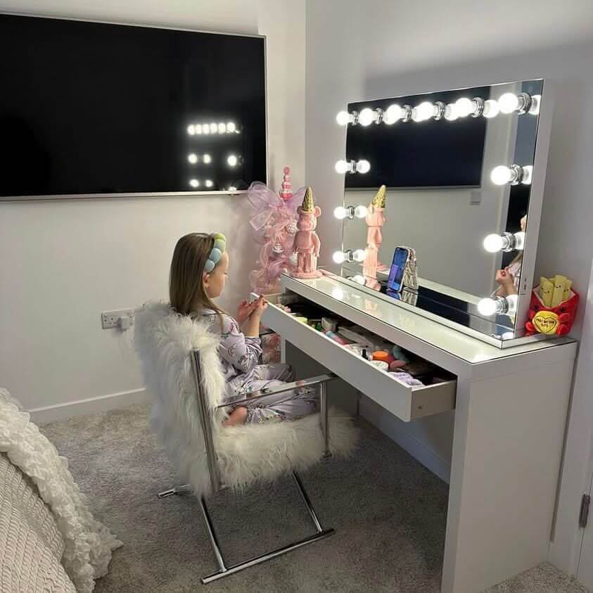 Scarlett Large Hollywood Mirror 100x70cm