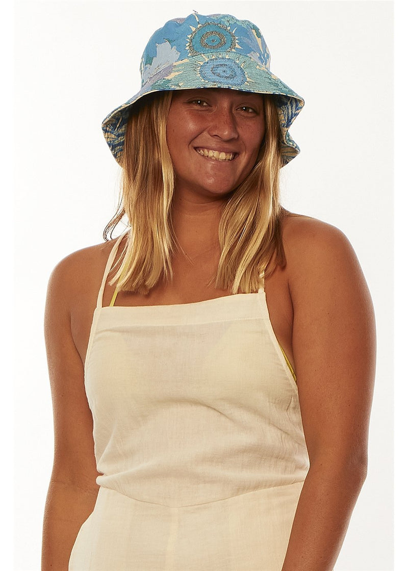 Hats & Accessories