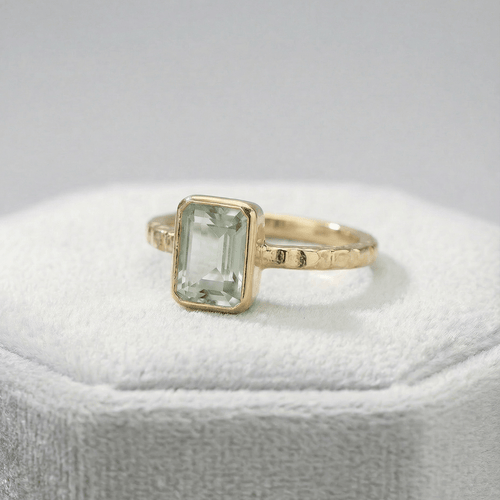 Tidewashed Green Quartz Ring - Octagonal Gemstone & Hammered Band